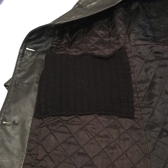 Vintage Black Leather Trench Coat – Pacific Fur & Leather Co. – Made in Montreal - Picture 9 of 10